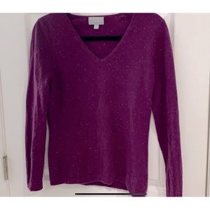 Pure Collection • 100% Cashmere Fuchsia Purple V-neck speckled textured sweater